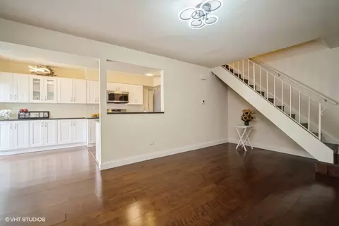 1312 Exeter Ct, Wheeling, IL 60090 photo 7