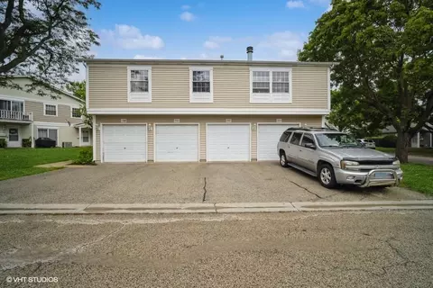 1312 Exeter Ct, Wheeling, IL 60090 photo 14