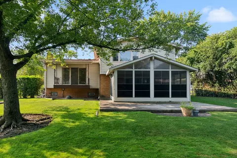 100 Mulberry East Rd, Deerfield, IL 60015 photo 3