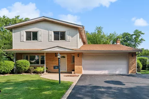 100 Mulberry East Rd, Deerfield, IL 60015