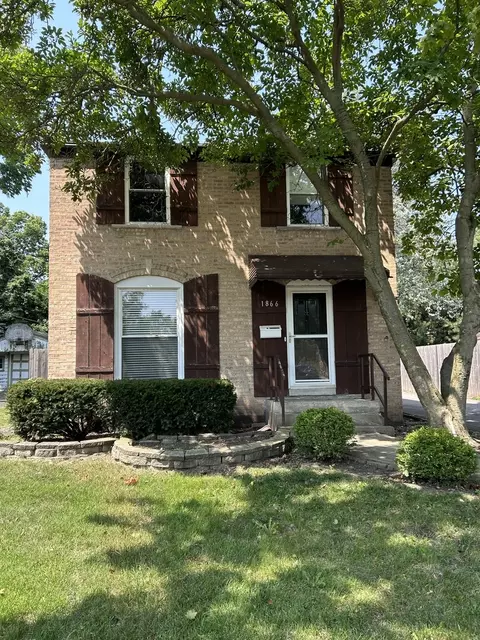 1866 Linden St, Des Plaines, IL 60018