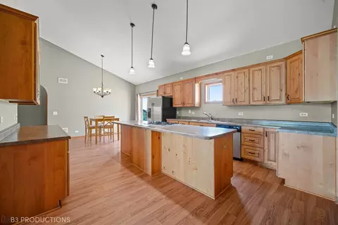 Kitchen - 27614 S Kuersten Rd, Monee, IL 60449 photo 1 of 2