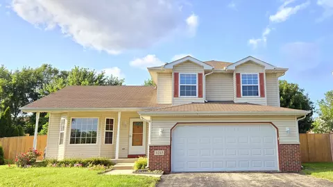 3213 Waterford Dr, Joliet, IL 60431
