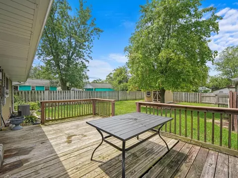 Exterior - 3532 Sangamon St, Steger, IL 60475 photo 10 of 12