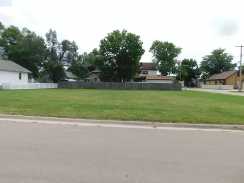 1431 Kansas St, Ottawa, IL 61350