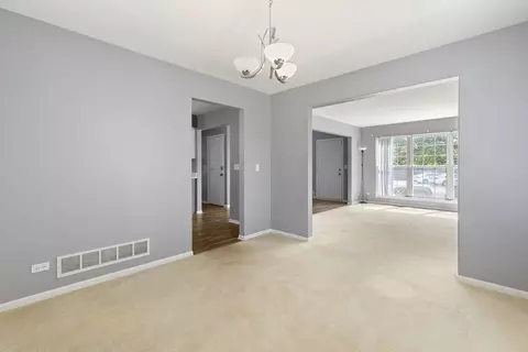 3874 Cheryl Ct, Aurora, IL 60504 photo 5