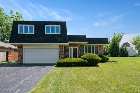 3131 Olive Rd, Homewood, IL 60430