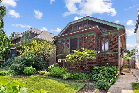 4430 N Mozart St, Chicago, IL 60625