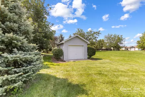 Exterior - 2650 Mooregate Turn, Kankakee, IL 60901 photo 16 of 16