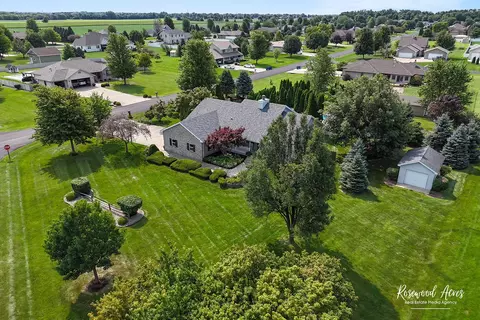 View/Area - 2650 Mooregate Turn, Kankakee, IL 60901 photo 2 of 6
