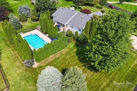 View/Area - 2650 Mooregate Turn, Kankakee, IL 60901 photo 1 of 6