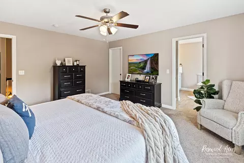 Bedroom - 2650 Mooregate Turn, Kankakee, IL 60901 photo 3 of 6