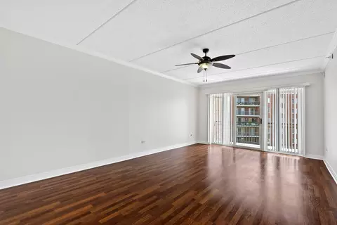 675 Pearson St #505, Des Plaines, IL 60016 photo 6