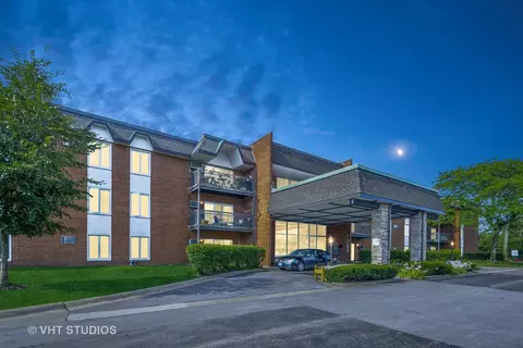 4224 Saratoga Ave #304, Downers Grove, IL 60515