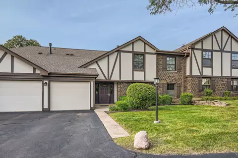 1254 Plum Tree Ct #B1, Schaumburg, IL 60193