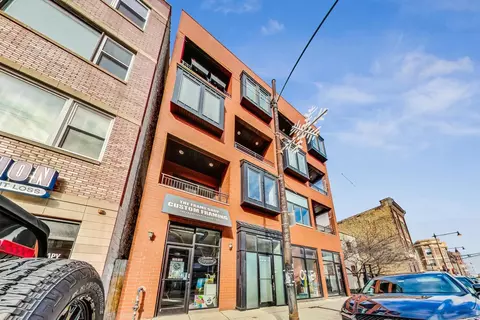 2214 W North Ave #202, Chicago, IL 60647