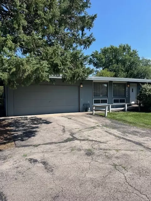 14609 S Naperville Rd, Plainfield, IL 60544