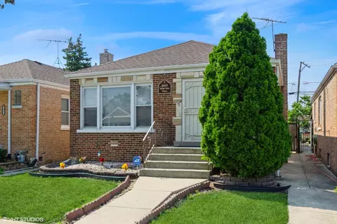 3633 W 70th Pl, Chicago, IL 60629