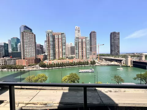 420 E Waterside Dr #711, Chicago, IL 60601 photo 2