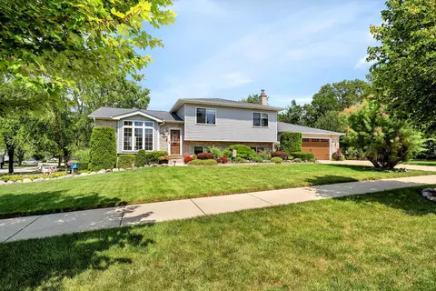 17164 Alpine St, Lockport, IL 60441