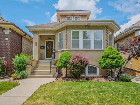 3128 N 77th Ct, Elmwood Park, IL 60707