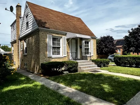 3758 N Pacific Ave, Chicago, IL 60634