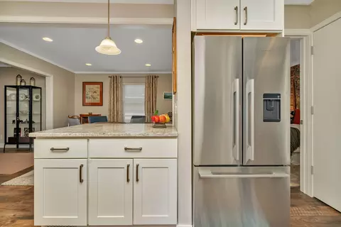 Kitchen - 712 E Jefferson St, Morris, IL 60450 photo 3 of 4