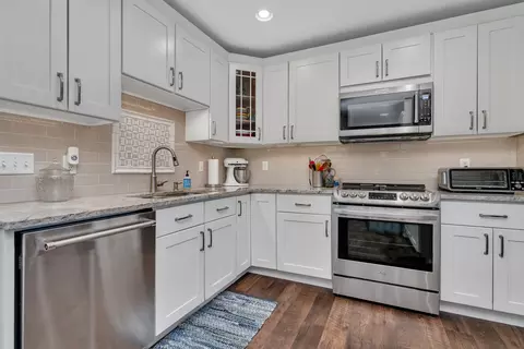 Kitchen - 712 E Jefferson St, Morris, IL 60450 photo 1 of 4