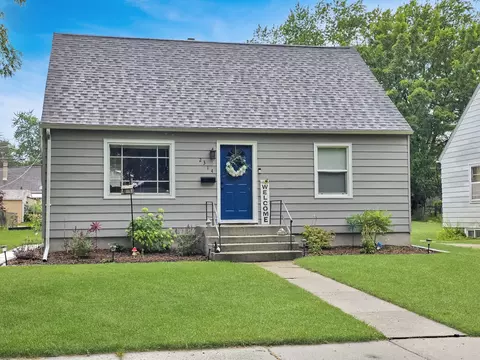 2314 Horeb Ave, Zion, IL 60099