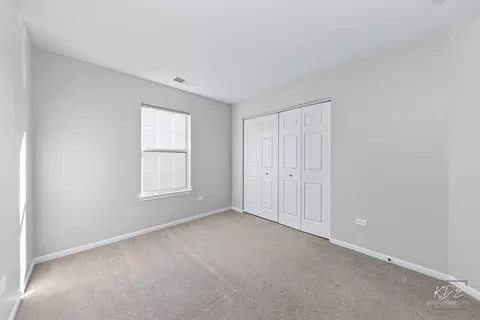 755 Eagle Brook Ln, Naperville, IL 60565 photo 28