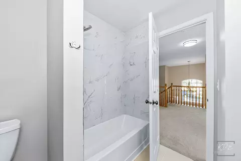 755 Eagle Brook Ln, Naperville, IL 60565 photo 26