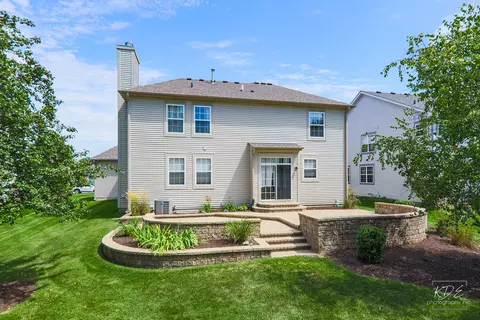 755 Eagle Brook Ln, Naperville, IL 60565 photo 43