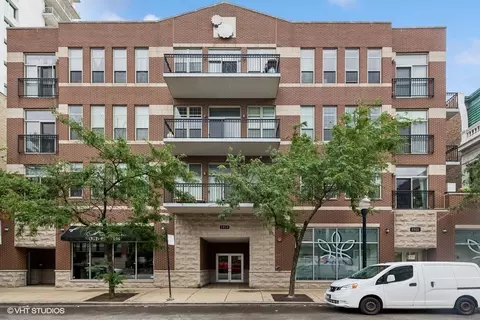 1919 S Michigan Ave #307, Chicago, IL 60616
