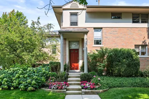 644 Prairie Ave, Wilmette, IL 60091