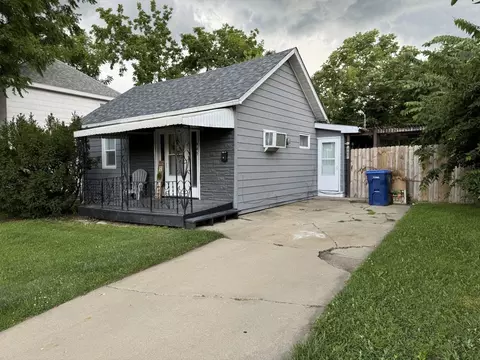 445 Crosat St, Lasalle, IL 61301