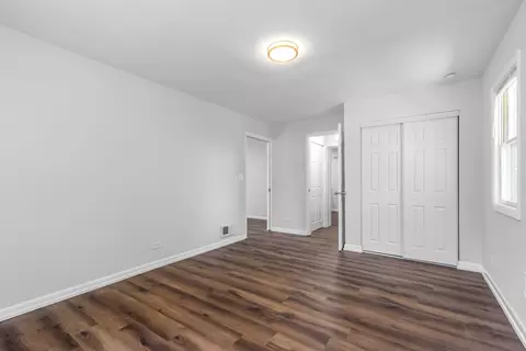 9417 Dee Rd, Des Plaines, IL 60016 photo 9