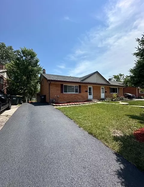 9417 Dee Rd, Des Plaines, IL 60016