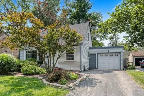Exterior - 1922 E Willow Ave, Wheaton, IL 60187 photo 1 of 4