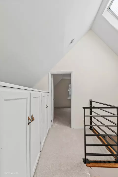 Entry Way - 1922 E Willow Ave, Wheaton, IL 60187 photo 3 of 3