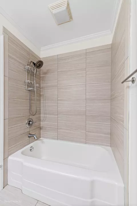 Bath - 1922 E Willow Ave, Wheaton, IL 60187 photo 2 of 2