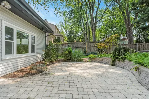 Exterior - 1922 E Willow Ave, Wheaton, IL 60187 photo 2 of 4