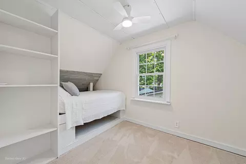 Bedroom - 1922 E Willow Ave, Wheaton, IL 60187 photo 2 of 5