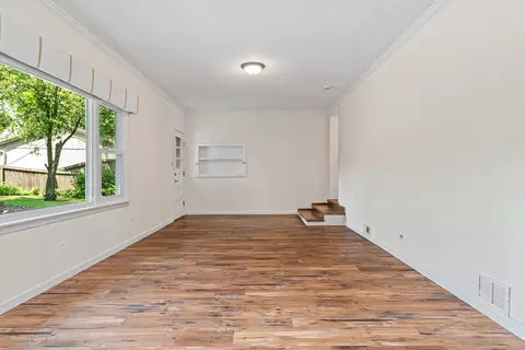 Living - 1922 E Willow Ave, Wheaton, IL 60187 photo 2 of 4