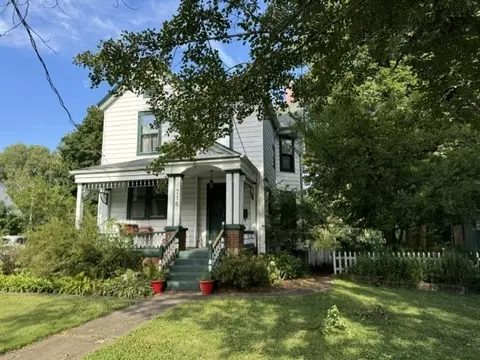716 N School St, Normal, IL 61761 photo 3