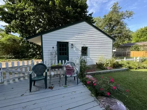 716 N School St, Normal, IL 61761 photo 9