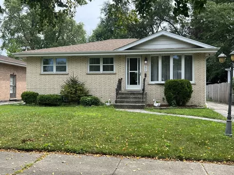 9821 Rutherford Ave, Oak Lawn, IL 60453