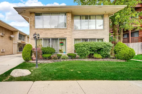 1111 N Harlem Ave #2C, Oak Park, IL 60302