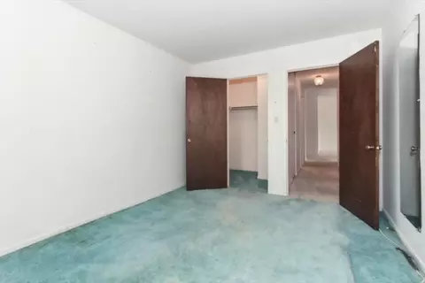Bedroom - 1500 Harbour Dr #2R, Wheeling, IL 60090 photo 5 of 5