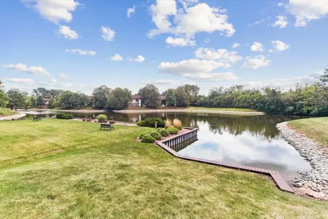 View/Area - 1500 Harbour Dr #2R, Wheeling, IL 60090 photo 1 of 1
