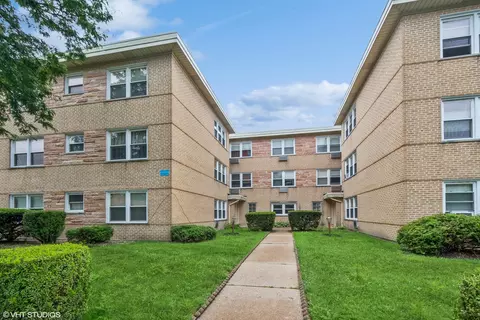 4629 Main St #3A, Skokie, IL 60076